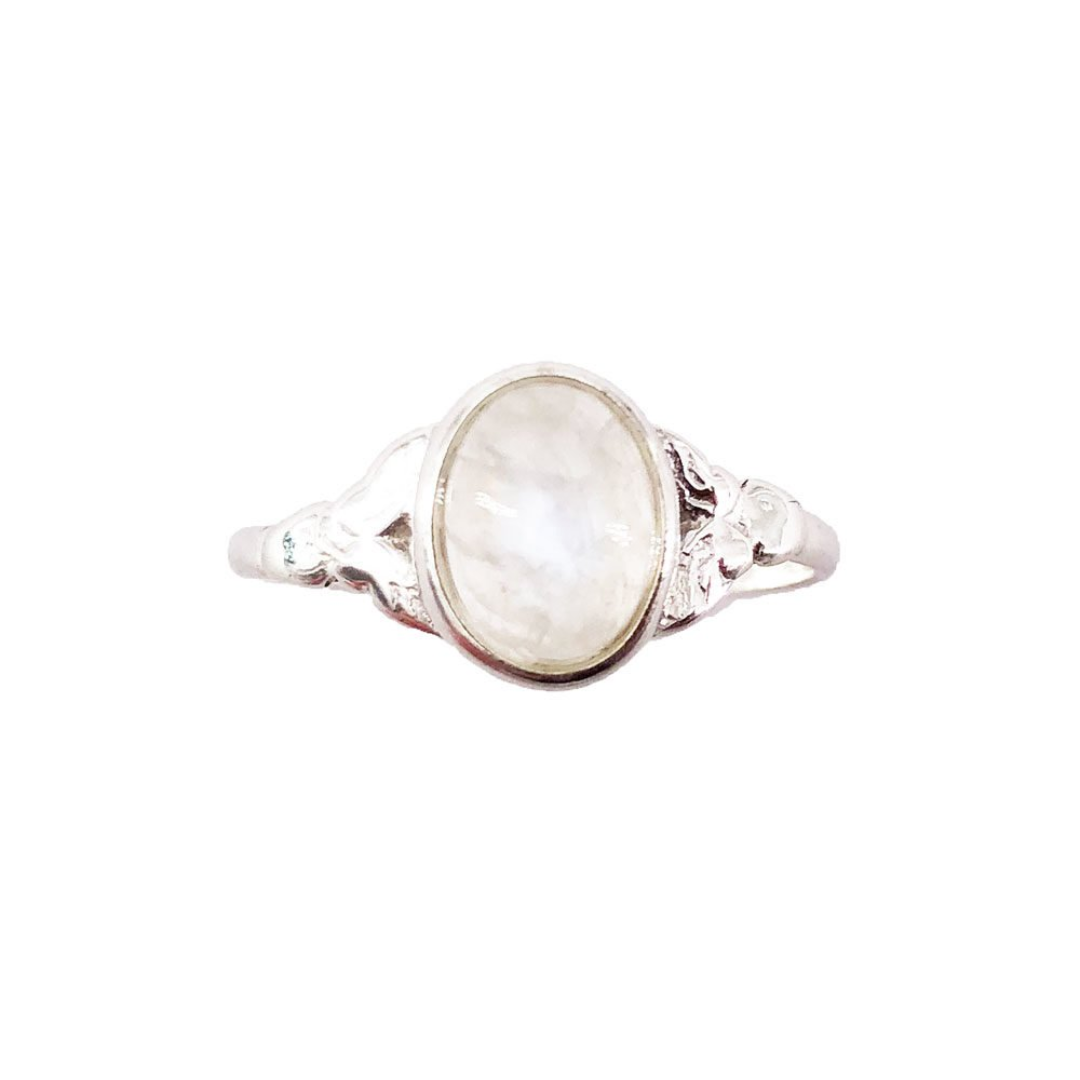 Marianne Moonstone Ring