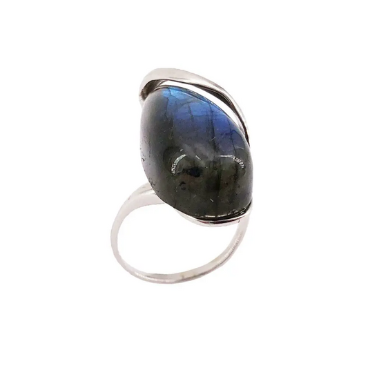 Colombe Labradorite Ring