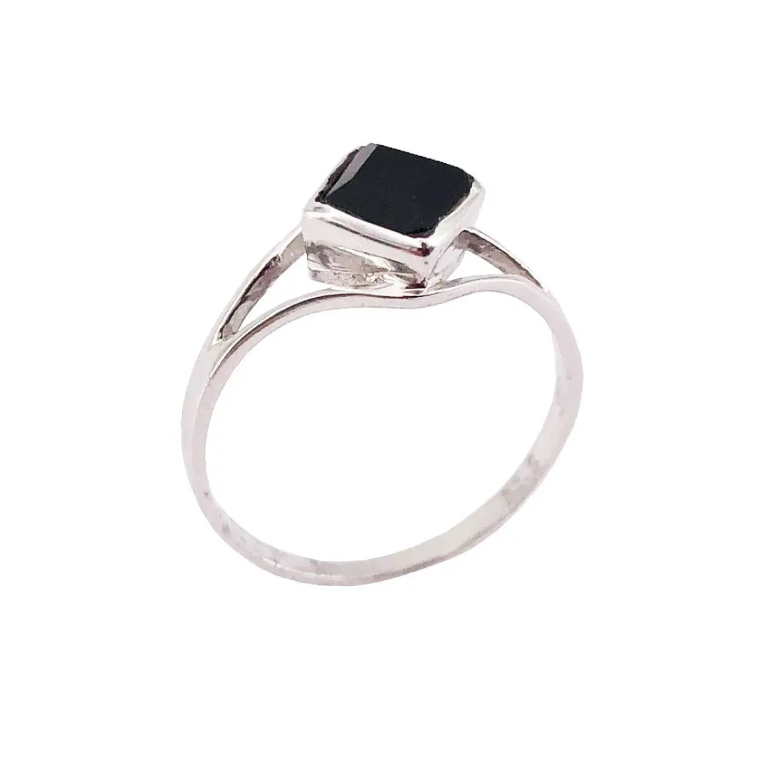 Elisabeth Black Onyx Ring