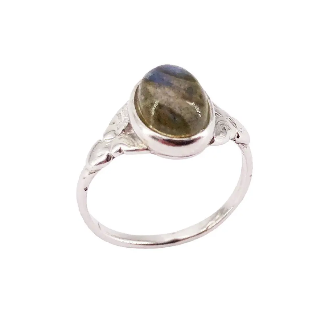 Marianne Labradorite Ring